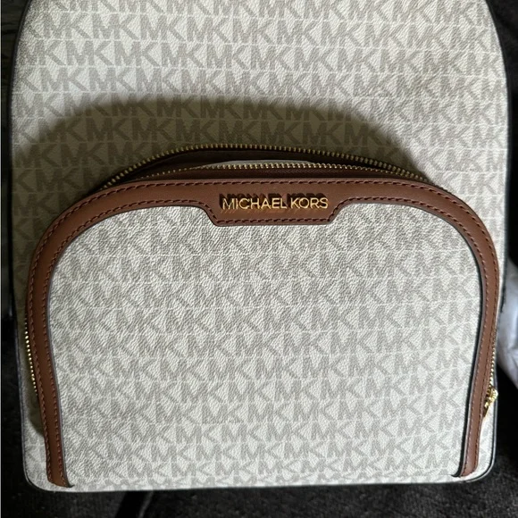 Michael Kors | Bags | New With Tags Michael Kors Large  display picture 1